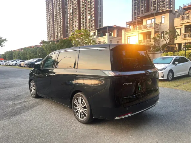 GAC Trumpchi E8 — Фото автомобиля 8