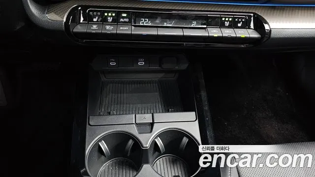 Toyota Prius — Фото автомобиля 25