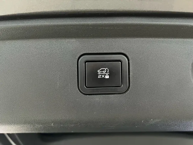 Changan Changan CS75 PLUS 2025 4th Gen 1.5T New Blue Whale Smart Flagship — Фото автомобиля 17