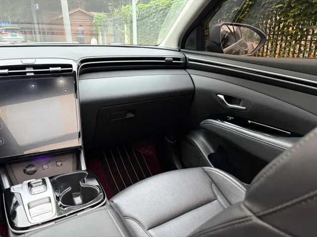 Hyundai Tucson — Фото автомобиля 19