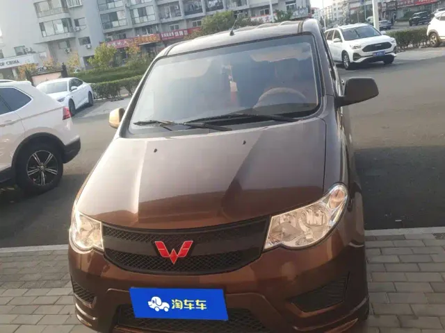 Wuling Hongguang — Фото автомобиля 2