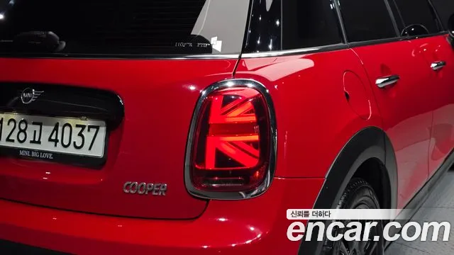 MINI Cooper — Фото автомобиля 8