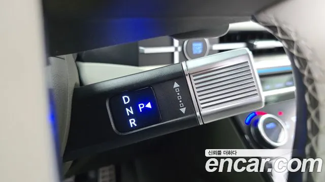 Hyundai Santa Fe MX5 — Фото автомобиля 9