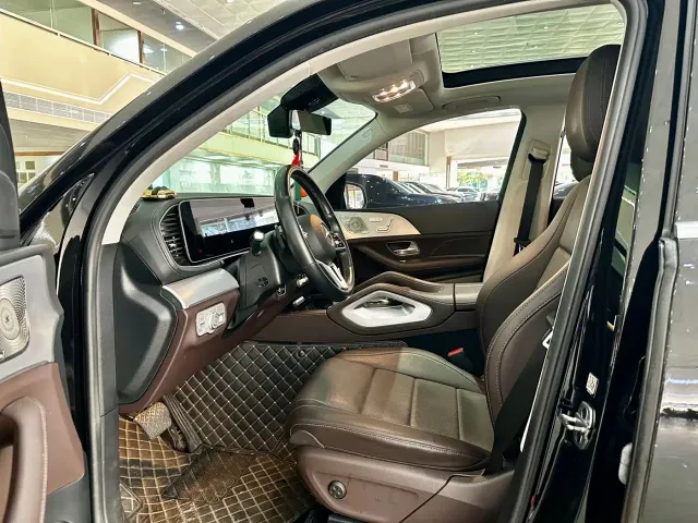Mercedes-Benz GLE-Class — Фото автомобиля 4