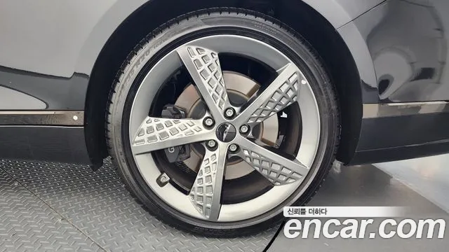 Genesis G80 RG3 — Фото автомобиля 6