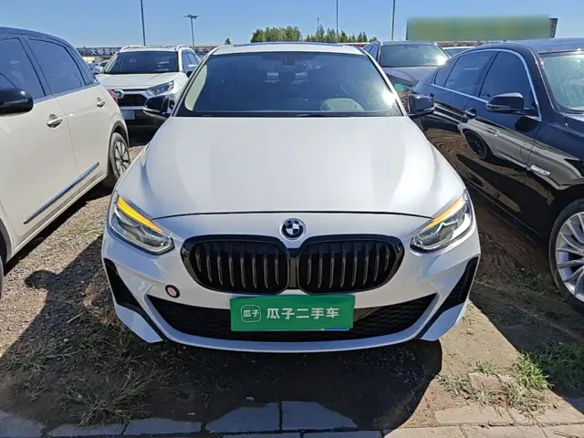 BMW 1 Series — Фото автомобиля 2