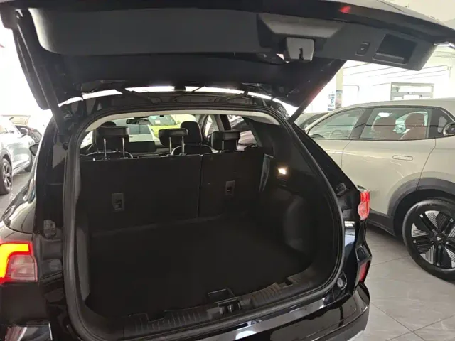 Ford Escape — Фото автомобиля 18