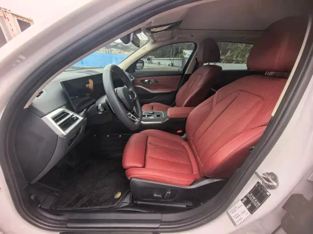 BMW 3 Series — Фото автомобиля 8
