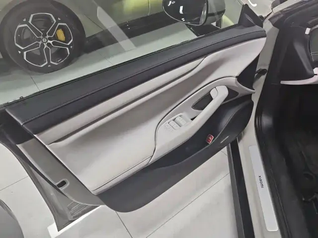 Xiaomi SU7 — Фото автомобиля 7