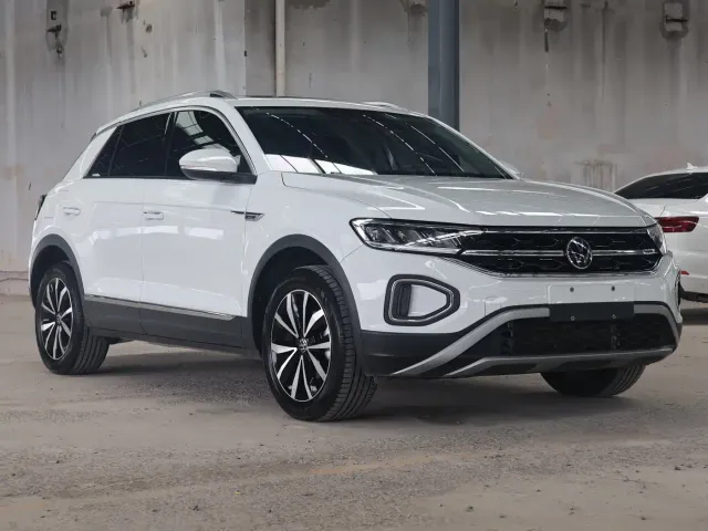 Volkswagen T-Roc — Фото автомобиля 3