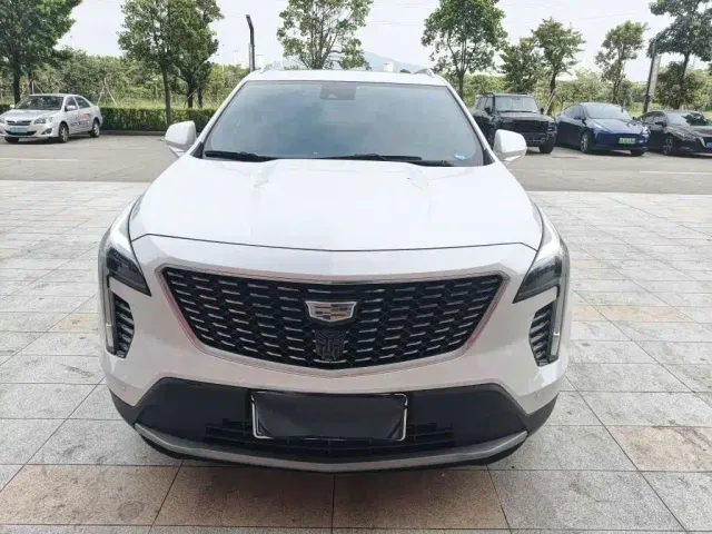 Cadillac XT4 — Фото автомобиля 2