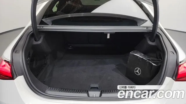 Mercedes-Benz E-Class W214 — Фото автомобиля 27