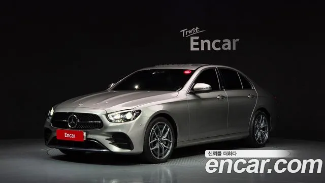 Фотография автомобиля — Mercedes-Benz E-Class W213