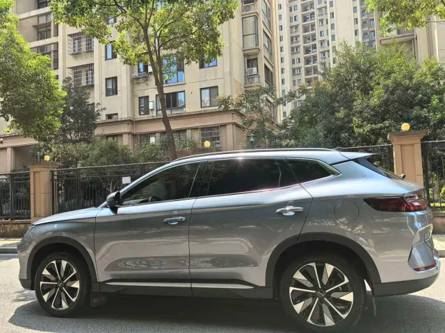 BYD Song PLUS — Фото автомобиля 14