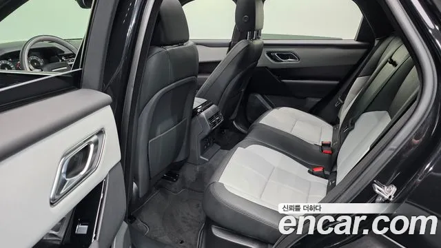 Land Rover Range Rover Velar — Фото автомобиля 12