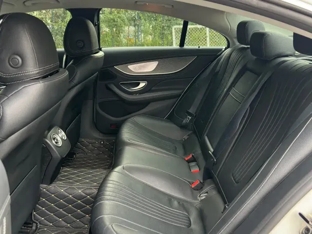 Mercedes-Benz CLS-Class — Фото автомобиля 16