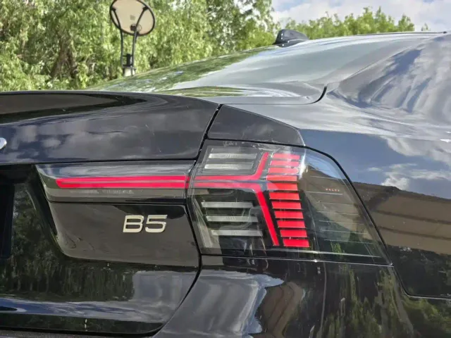 Volvo S90 — Фото автомобиля 14