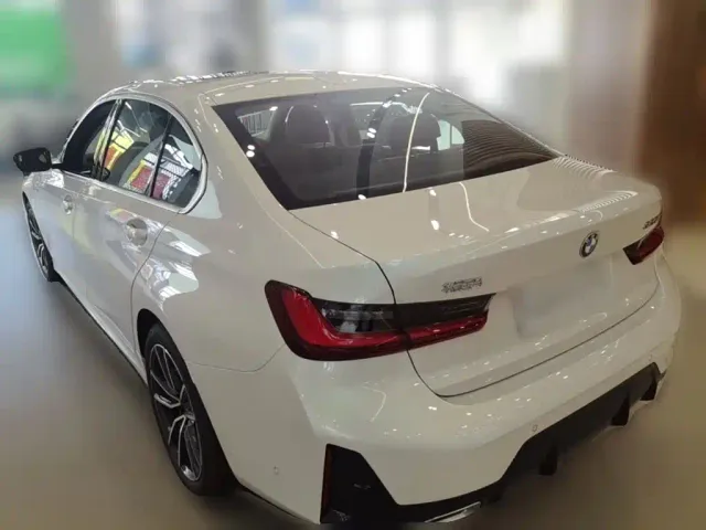 BMW 3 Series — Фото автомобиля 6