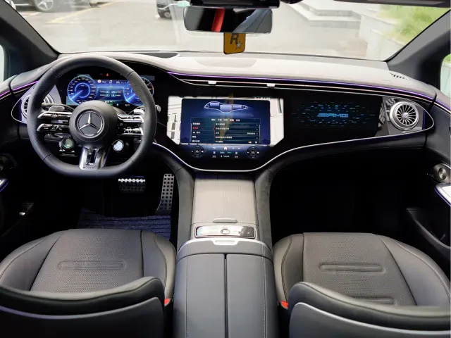 Mercedes-Benz EQE AMG — Фото автомобиля 17