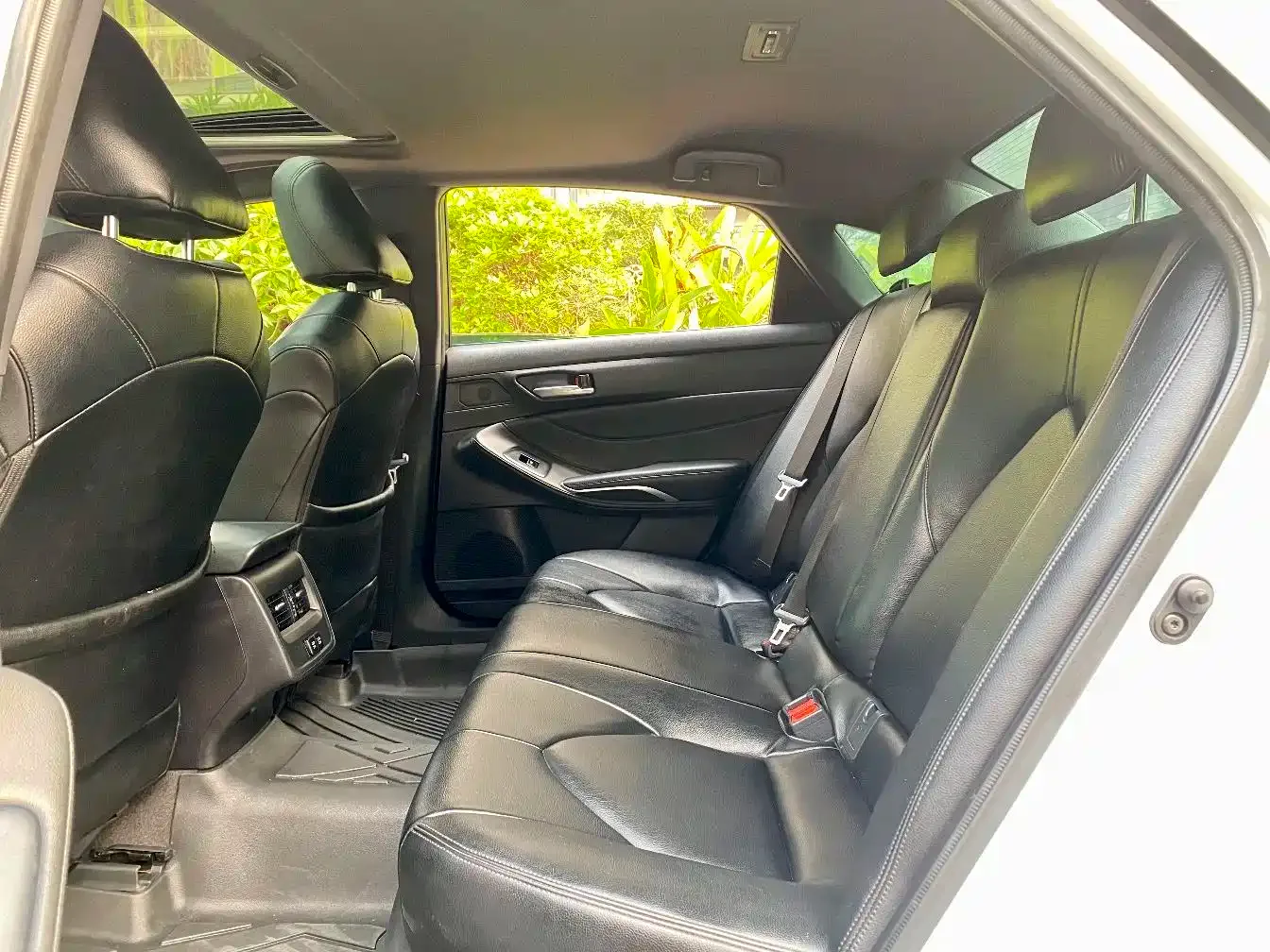 Toyota Avalon 2019 2.0L Progressive Edition (China VI) — Фото автомобиля 6