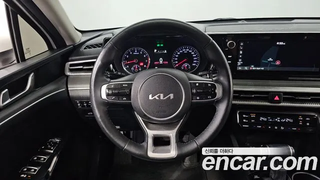 Kia K5 Generation 3 — Фото автомобиля 14