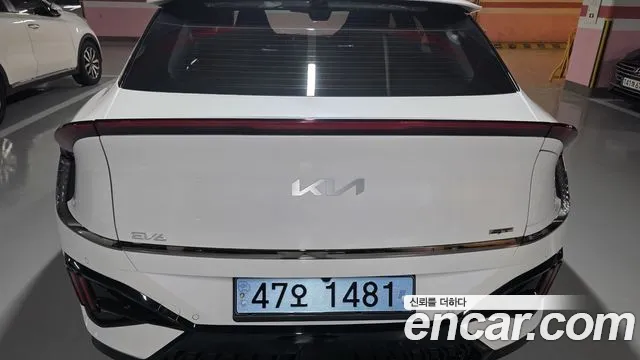 Kia EV6 New — Фото автомобиля 4