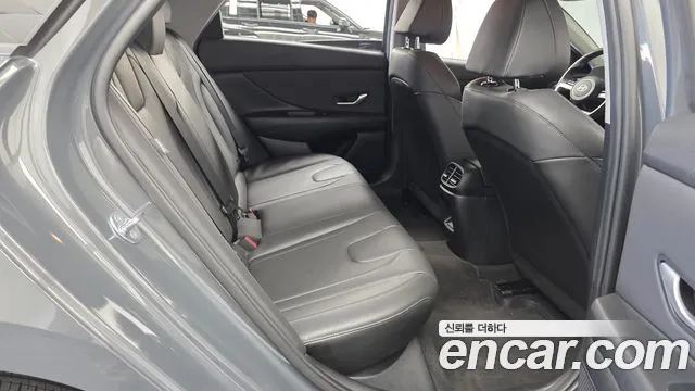 Hyundai Avante CN7 — Фото автомобиля 17
