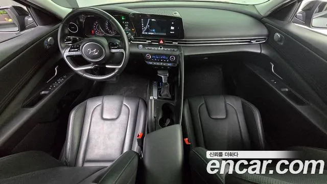 Hyundai Avante CN7 — Фото автомобиля 7