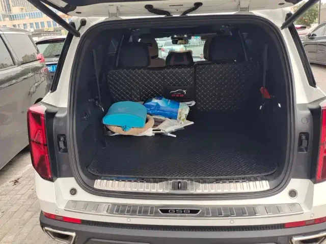 GAC Trumpchi GS8 — Фото автомобиля 4