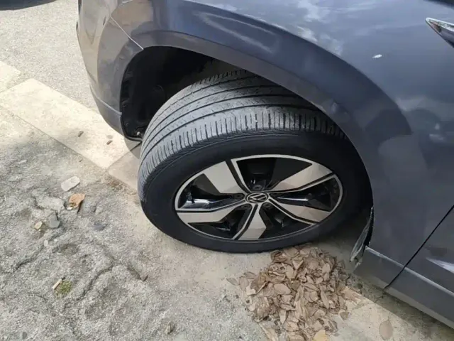 Volkswagen Tharu — Фото автомобиля 22