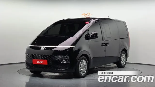 Фотография автомобиля — Hyundai Staria