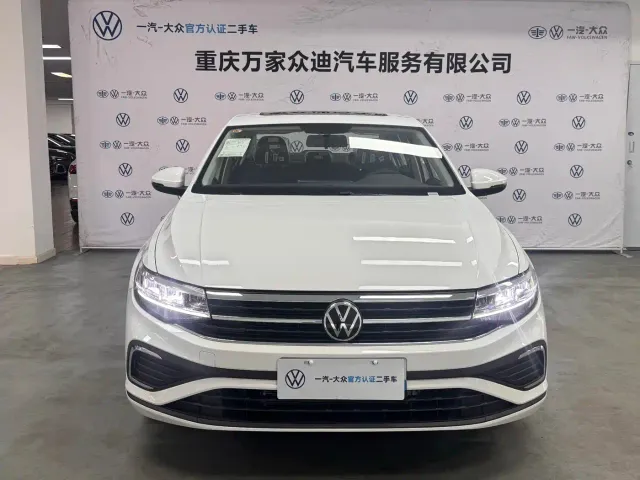 Volkswagen Bora — Фото автомобиля 2