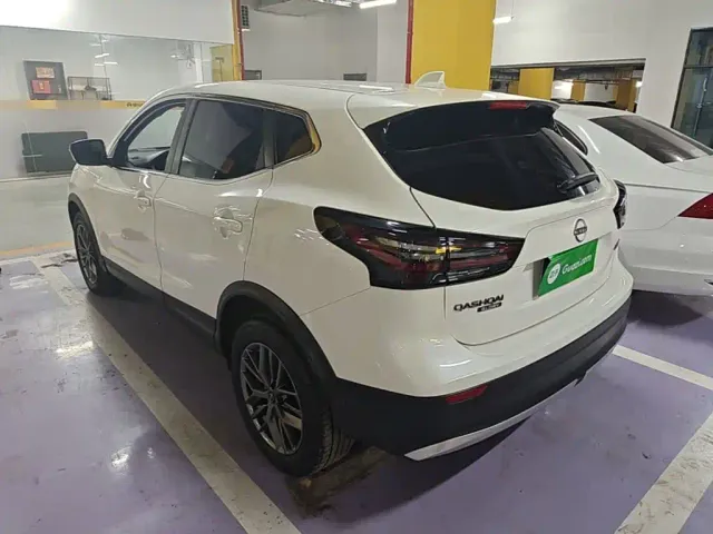 Nissan Qashqai — Фото автомобиля 4