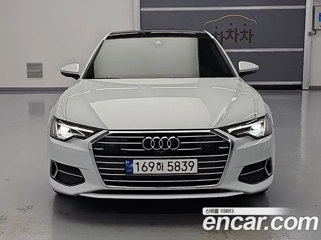 Фотография автомобиля — Audi A6 C8