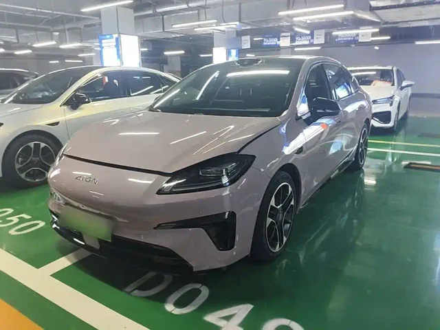Фотография автомобиля — GAC Aion RT