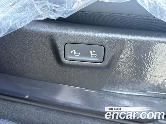 Kia Carnival Generation 4 — Фото автомобиля 14