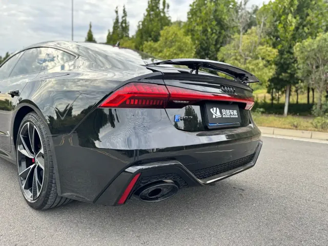 Audi A7 — Фото автомобиля 9