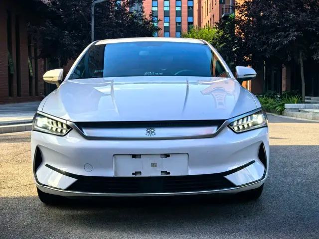 BYD Qin PLUS — Фото автомобиля 2