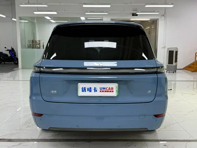 Li Auto L9 — Фото автомобиля 5