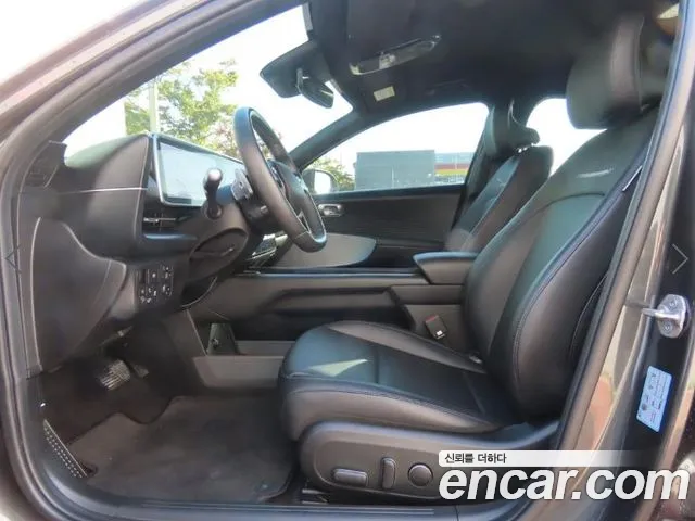 Hyundai Ioniq 6 — Фото автомобиля 15