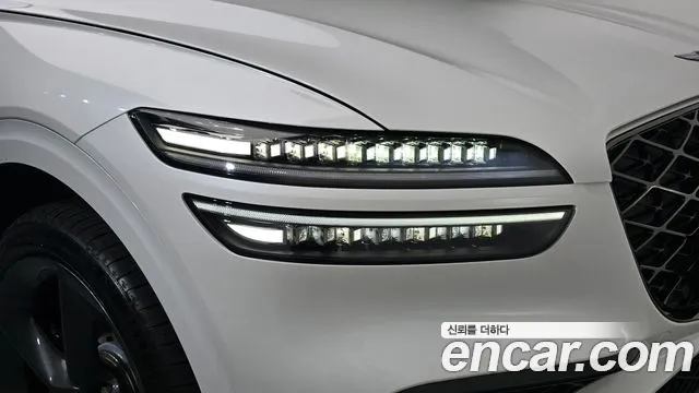 Genesis GV70 — Фото автомобиля 7