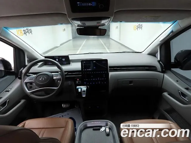 Hyundai Staria Staria 2WD автодом — Фото автомобиля 6