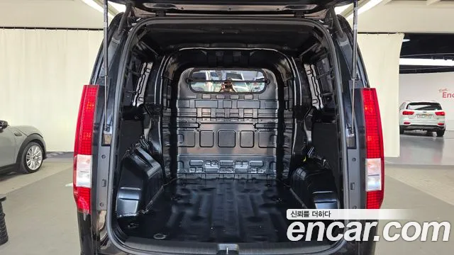 Hyundai Staria — Фото автомобиля 20