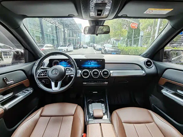 Mercedes-Benz GLB-Class — Фото автомобиля 10