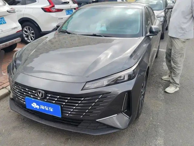 Фотография автомобиля — Changan Eado