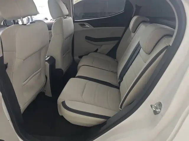 BYD Yuan Pro — Фото автомобиля 16