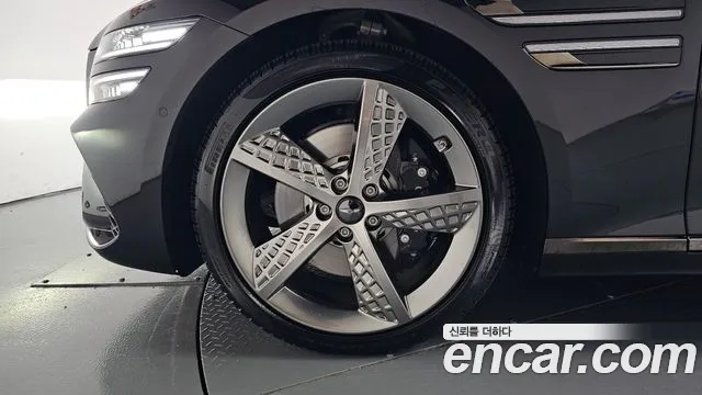 Genesis G80 RG3 — Фото автомобиля 5
