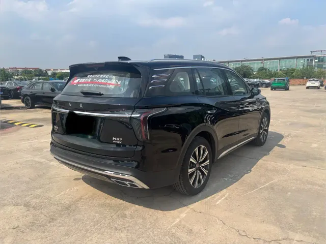 Hongqi HS7 PHEV — Фото автомобиля 5