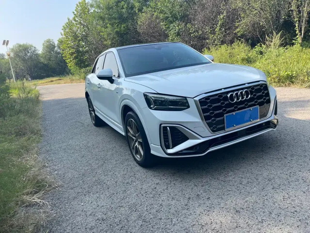 Audi Q2L — Фото автомобиля 3