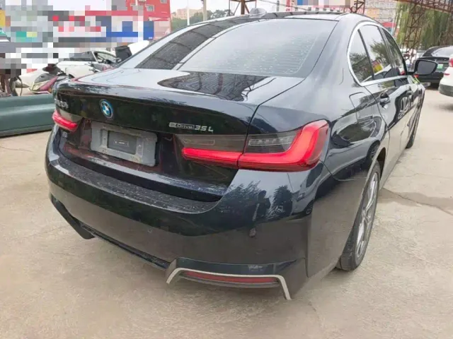 BMW i3 — Фото автомобиля 6